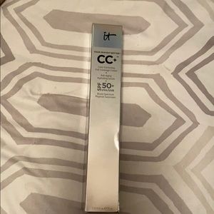 It Cosmetics CC+ Color Correcting cream